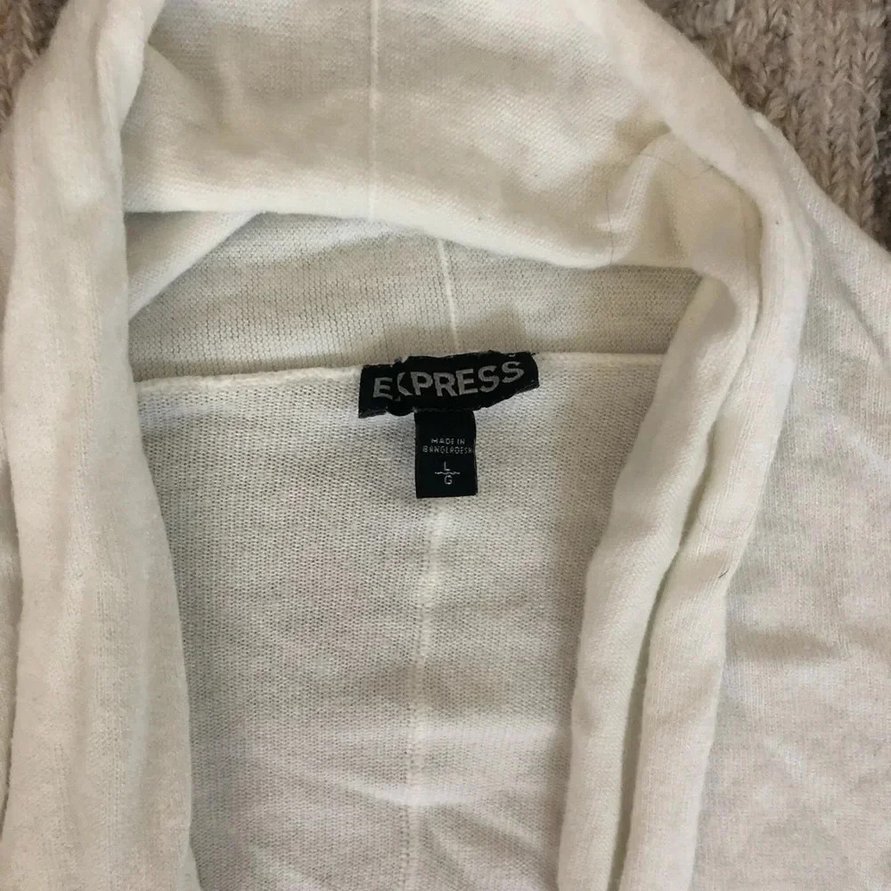 Express Cardigan - Picture 3 of 3